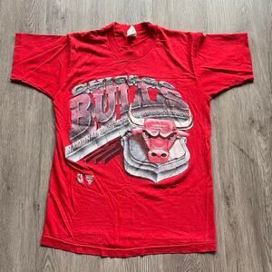 Vintage 90s Chicago Bulls tee